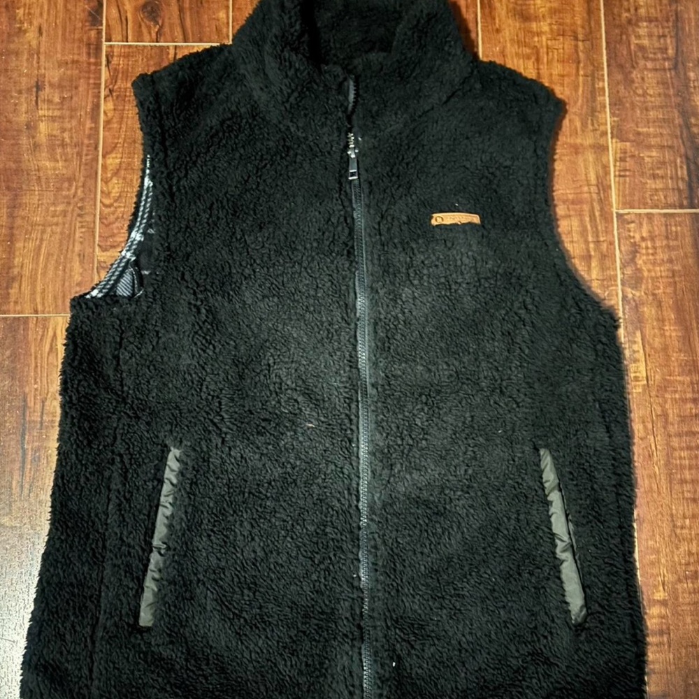 Cascade Collective Black Faux Sherpa Fleece Vest!